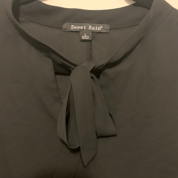 Sweet Rain Blouse - Picture 2 of 4